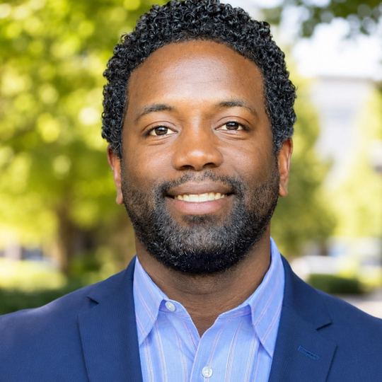 Headshot of Alex Roberson